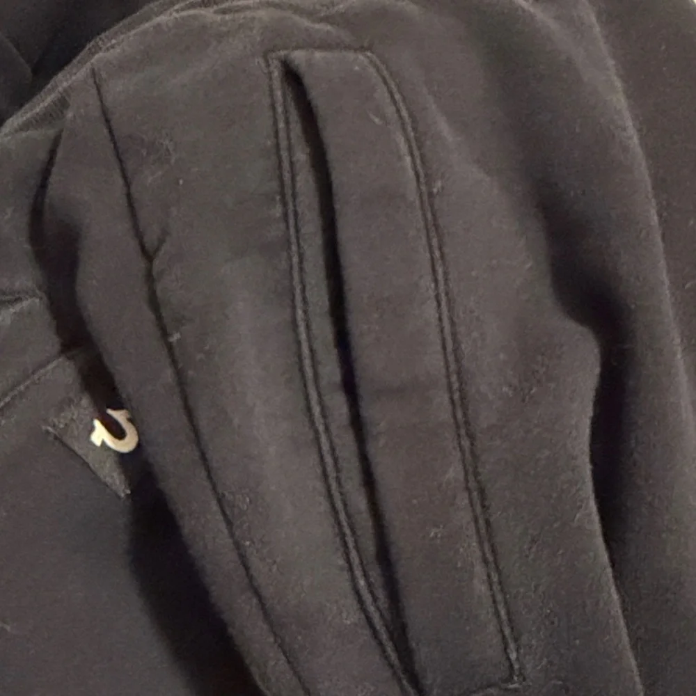 True Religion Men's Large Black Drawstring Joggers  with Logo.